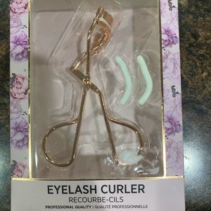 Danielle Creations Eyelash Curler